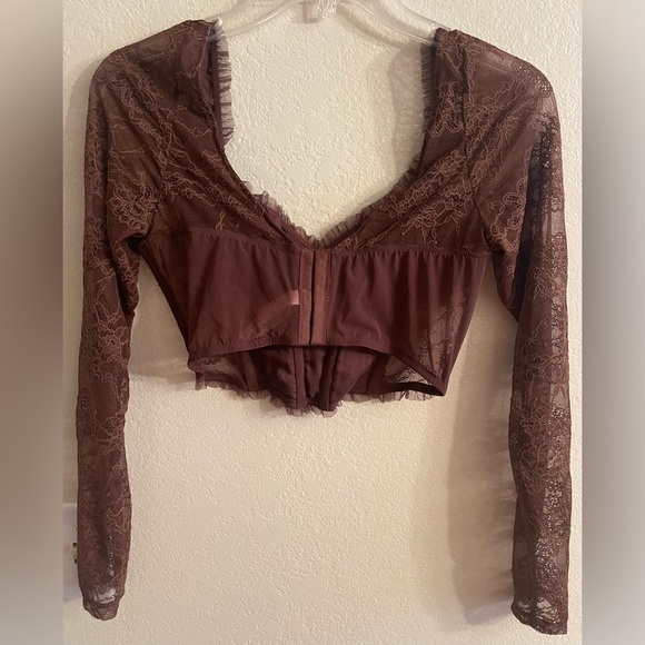 VICTORIA'S SECRETNYE Long-Sleeve Lace Bra Top - M - Picture 3 of 5